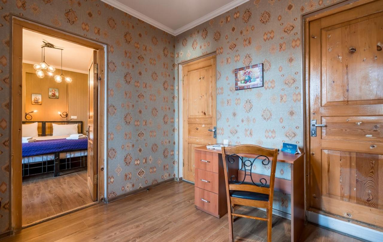 טביליסי Hotel At Gomi 19 מראה חיצוני תמונה